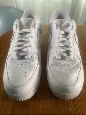 Nike Air Force one men’s 11.5
